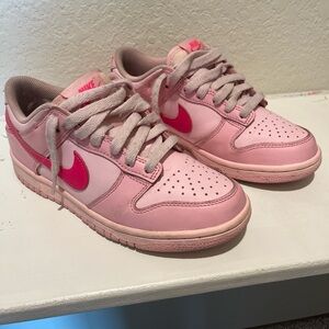 Nike Light Pink and Bright Pink Sneakers